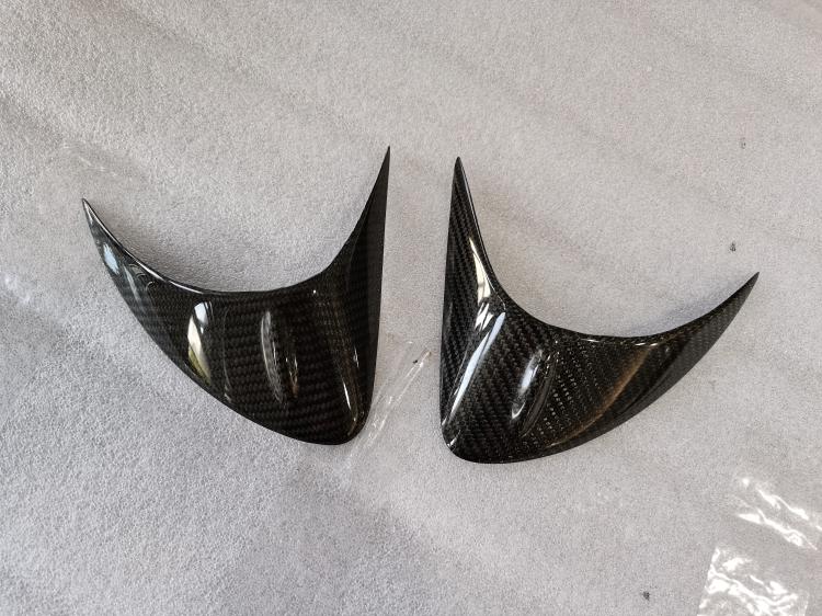 丰田GT86碳纤维灯眉改装装饰贴条