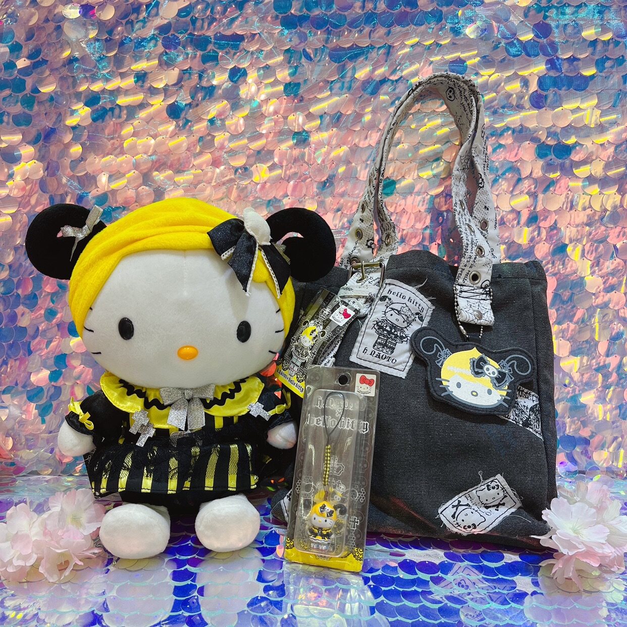 收藏 日本限定版hello Kitty凯蒂猫黄发女孩潮牌网红打卡热销女包,箱包皮具/热销女包/男包,通用款女包,淘宝优惠券,粉丝福利购,淘宝优惠卷