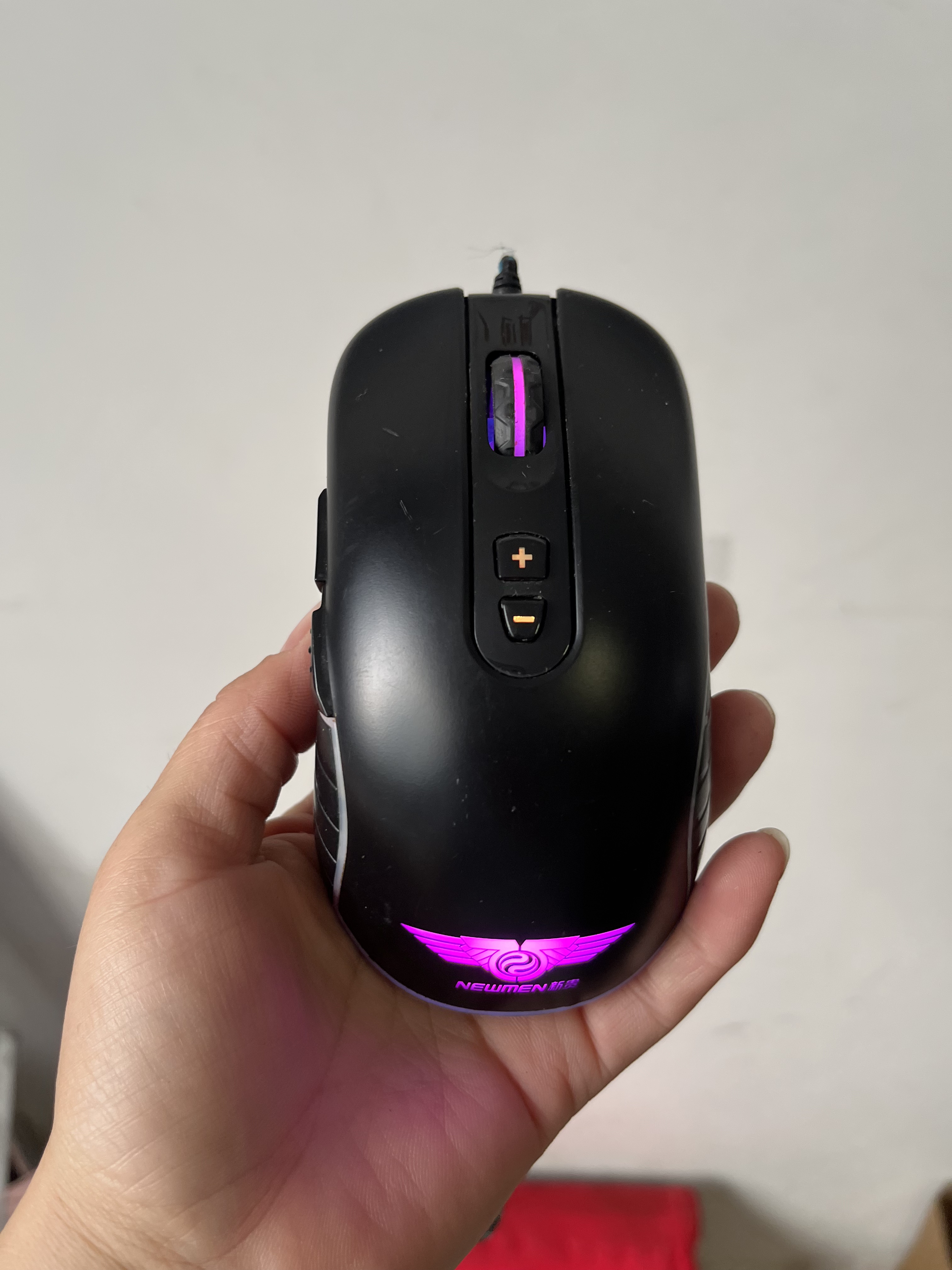 新贵GX6台式笔记本RGB呼吸灯专业电竞游戏LOL光电有线鼠标二手