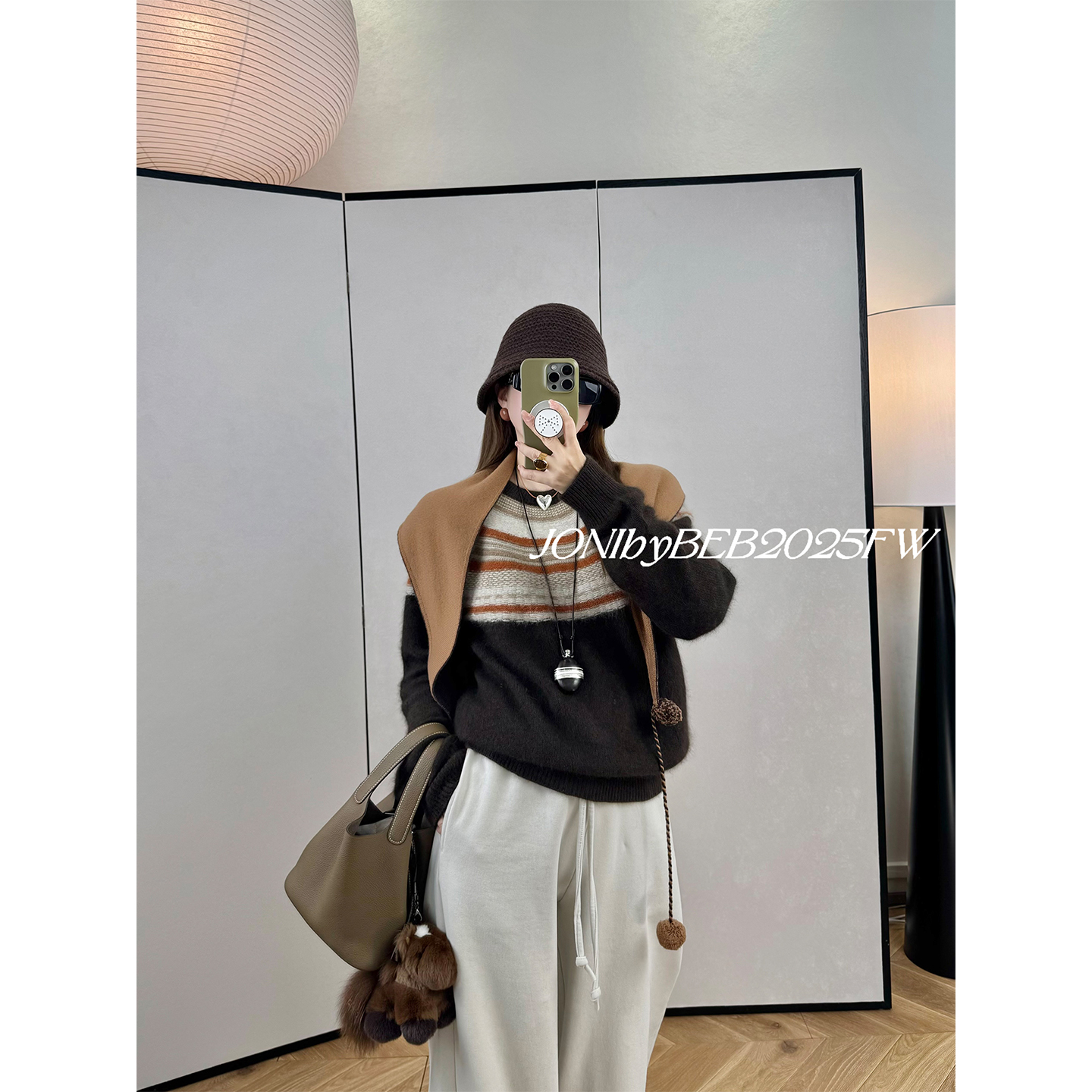 JONIbyBEB羊驼毛银丝混纺毛衣