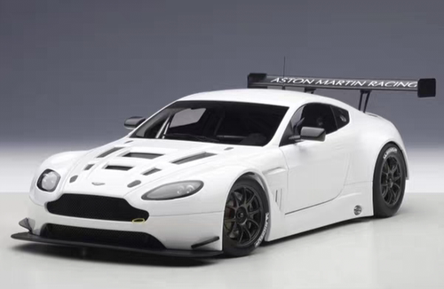 Autoart奥拓原厂1:18 阿斯顿马丁 VANTAGT 赛车GT3 2013 汽车模型