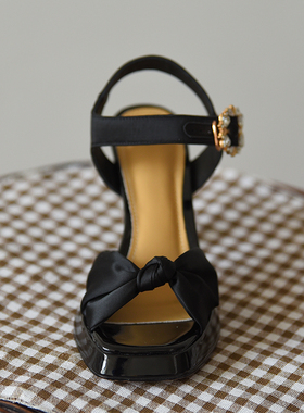 misili防水台罗马粗跟凉鞋夏季新款时装一字带女鞋方头厚底高跟鞋