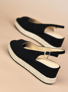 Mi.sili 草编坡跟罗马凉鞋女搭扣厚底松糕鞋黑色