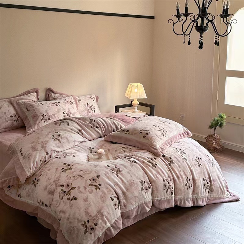 高端冬季雕花绒牛奶绒四件套加厚保暖珊瑚绒法兰绒被套床上用品