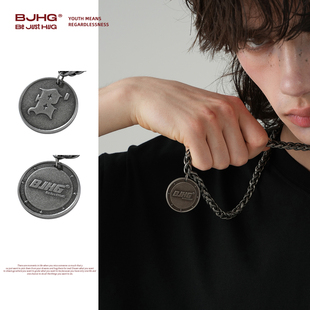 BJHG不计后果美式复古嘻哈潮牌钛钢项链吊坠做旧设计感颈链配饰品