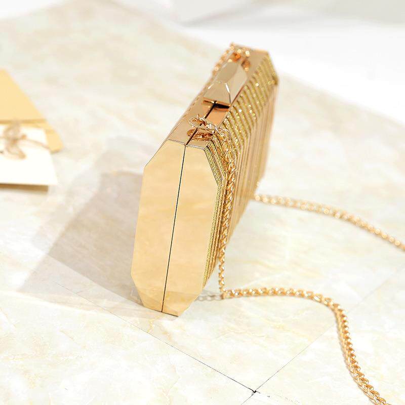 CROSS-CHAIN SMALL SQUARE BAG WOMENS BAG NEW KOREAN VERSION OF THE VERSATILE NET MORE IRON MESH HAND HOLDING DINNER BAG SHOULDER BAG