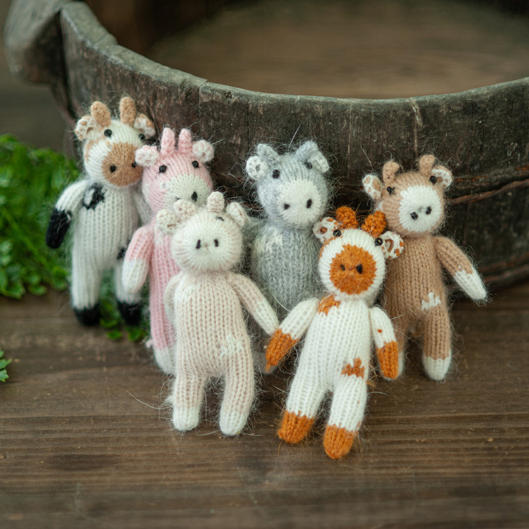 新生儿满月可爱小牛手工棒针玩偶针织小奶牛摄影拍照装饰搭配道具