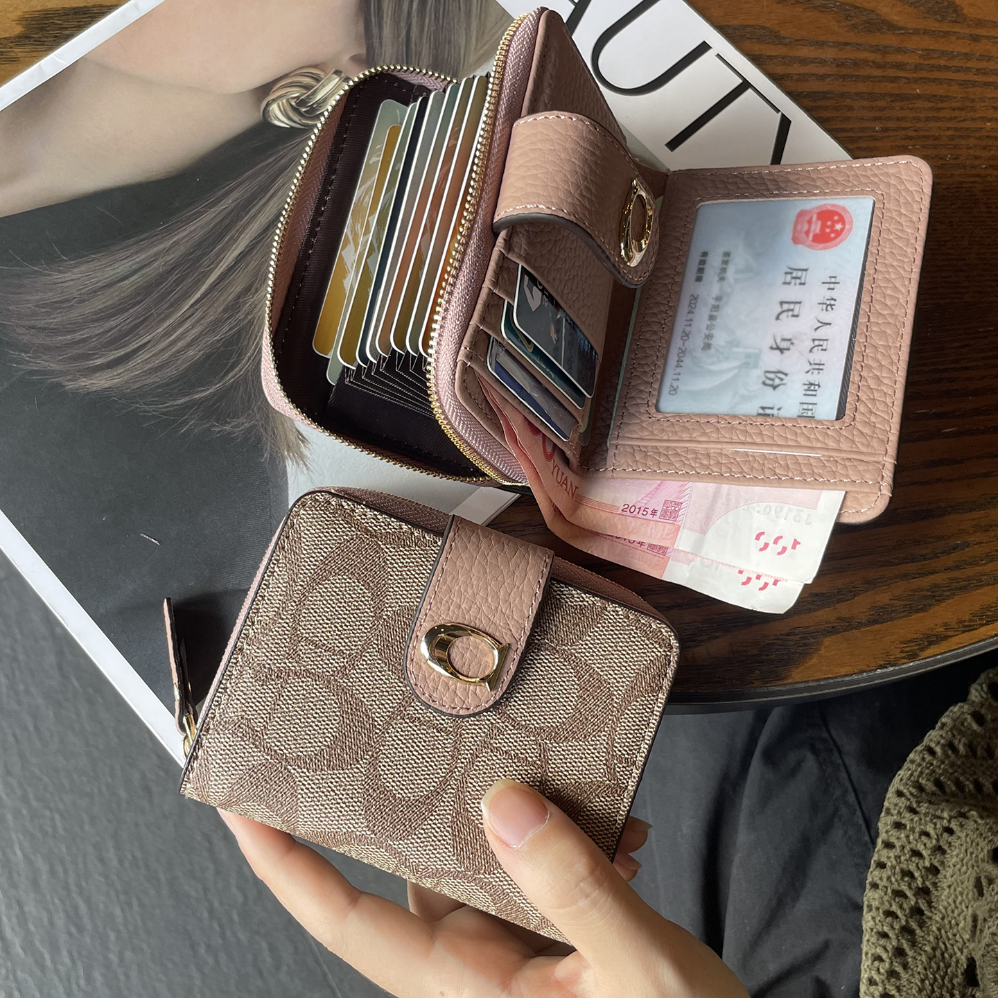 钱包女短款2025新款驾驶证卡包一体多卡位大容量证件包二合一精致