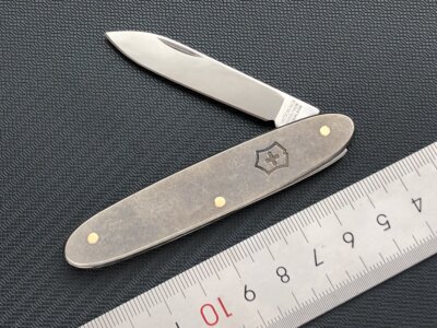 Tc4钛柄VICTORINOX84mm瑞士军刀少年0.6910