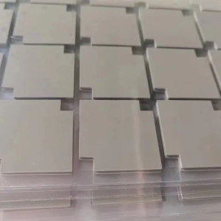 绝缘片电源CPU用LED灯电脑导热5W锂电池硅胶片工控机显卡用导热
