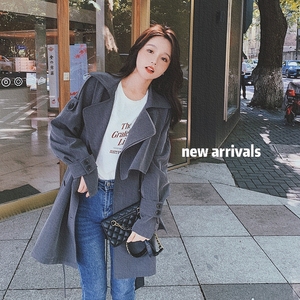 现货 2023春 灰色短风衣外套 Q557-P130-控188图片