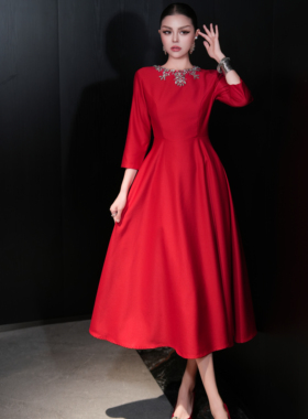 新款重要场合定钻红色礼服女气质赫本风轻奢高端平时穿中长连衣裙