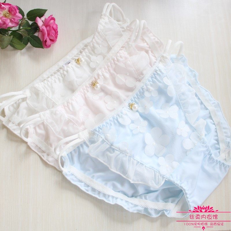 日系细绳光滑牛奶丝内裤女纯色立体花朵性感低腰女士三角裤少女款