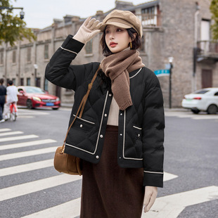 外套 女式 小香风菱格圆领轻薄90白鸭绒时尚 新款 Y2471 羽绒服冬季