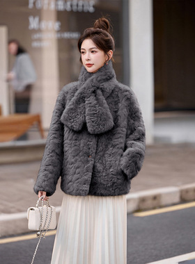 皮毛一体短外套2025秋冬季新款仿羊羔毛外套小香风上衣配围巾HE55
