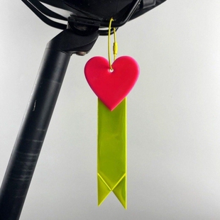 骑行反光挂饰坐垫飘带自行车挂件飘带安全警示条夜骑高亮背包吊饰