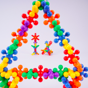 球形梅花積木小班建構(gòu)區(qū)花片雪花球拼插幼兒園兒童玩具球球圓球片