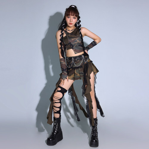 女团演出服酷飒风迷彩舞蹈服
