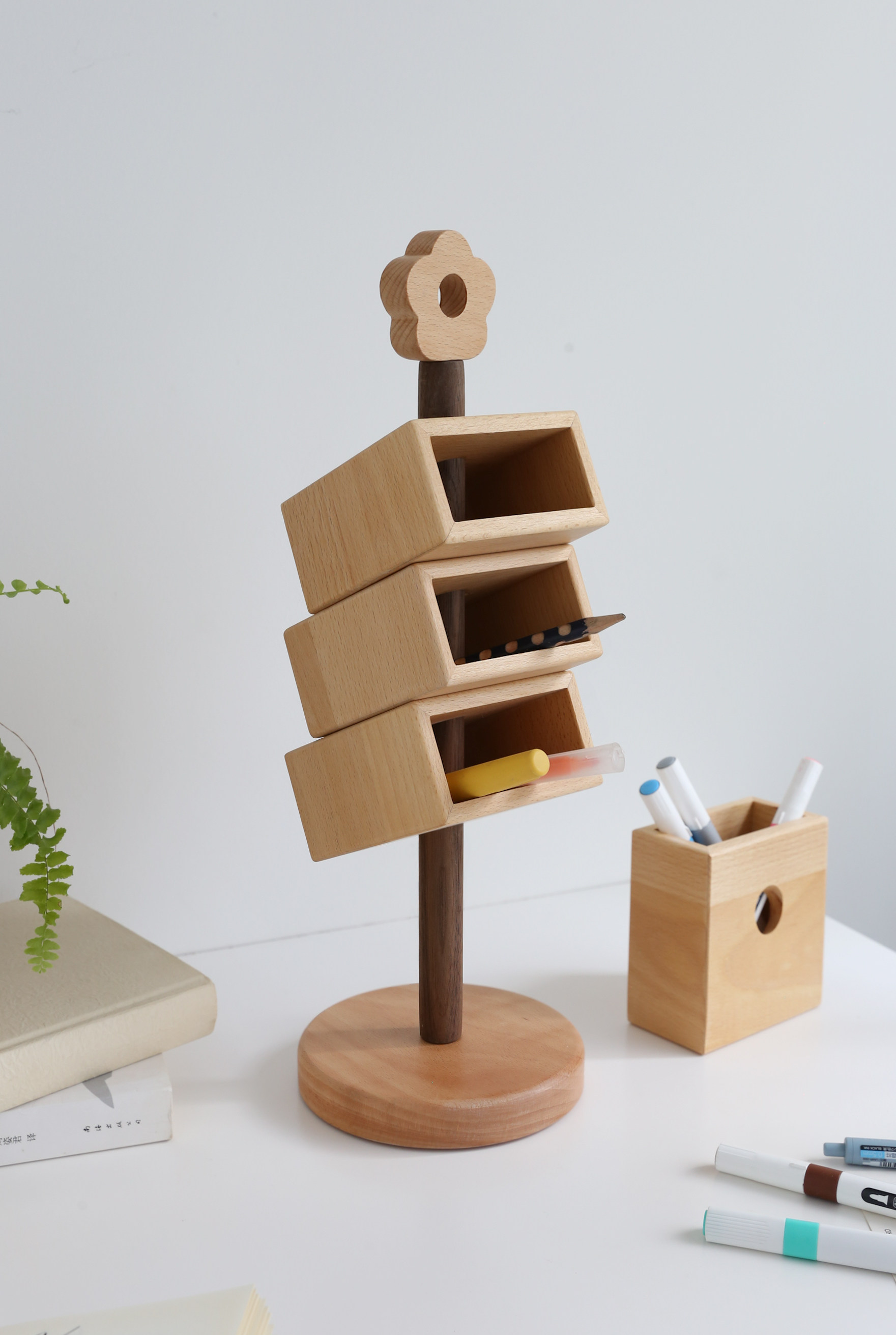 实木斜插笔筒立式多功能笔架创意办公室桌面装饰书房文具个性收纳