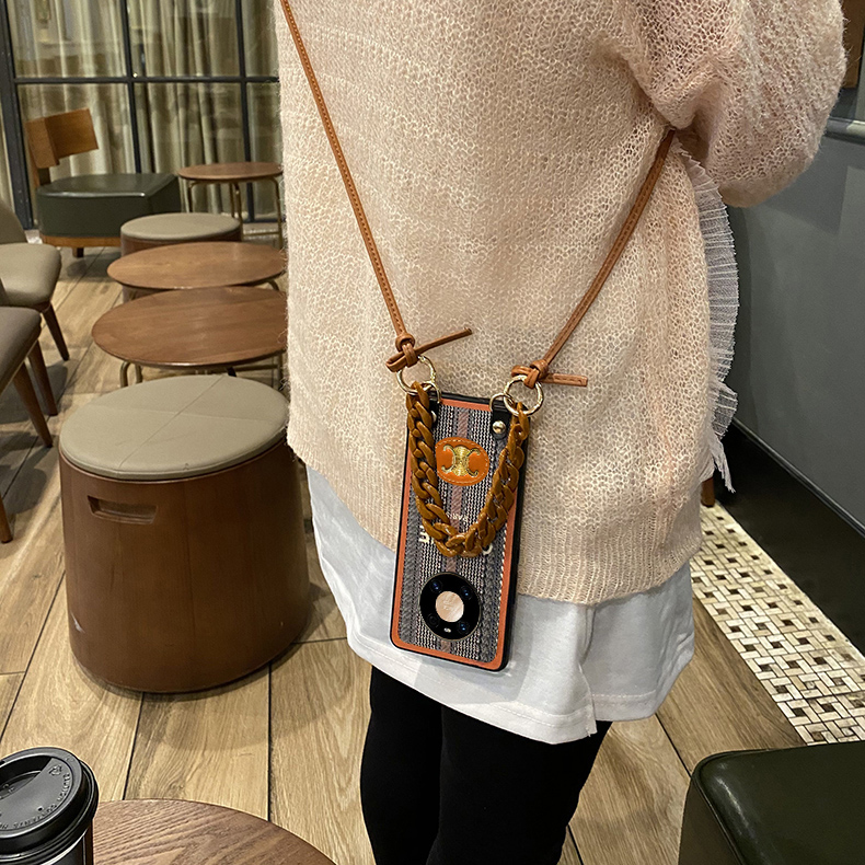 DLARA适用于华为Mate70pro手机壳