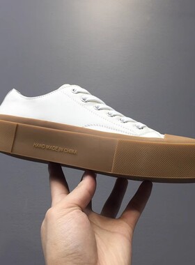 帕达索2024新款潮流休闲鞋男款透气小白鞋男真皮英伦风板鞋230261