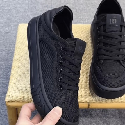帕达索男鞋新款休闲运动板鞋超轻厚底净色莱卡透气网面男鞋240459