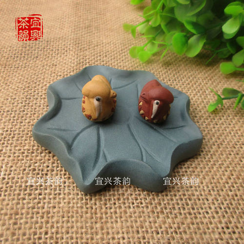特价 宜兴紫砂工艺品 紫砂荷叶鸳鸯 精品紫砂茶宠 紫砂雕塑小摆件