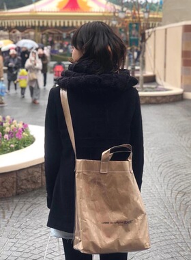 现货 2018SS CDG SHIRT BAG 单肩斜挎包 TPU PVC字母杜邦纸购物袋
