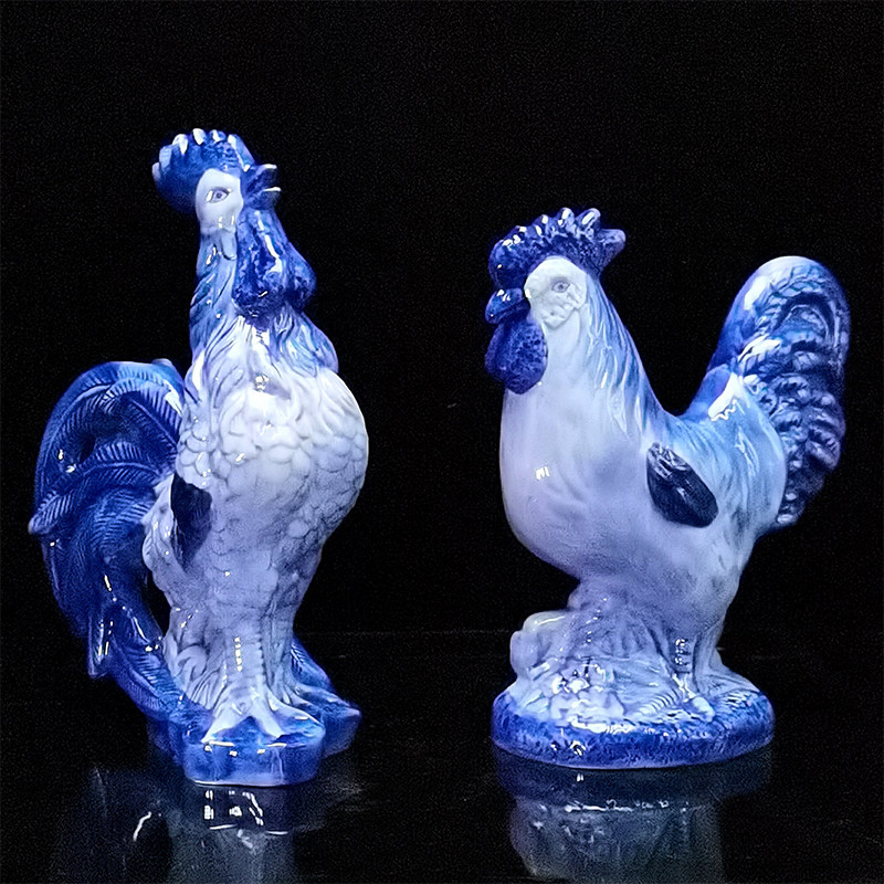 设计师款景德镇田园群青蓝陶瓷生肖公母鸡一对软装装饰摆件 一对