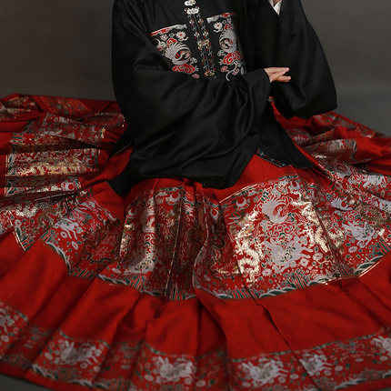 ~天羽阁~龙兔鹤归 明制马面裙定制定做 红色结婚礼汉服女织金妆花