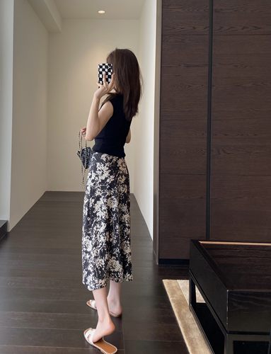 AMR UU◆柜上1000+zui美花色质感垂顺印花裙高腰半身裙女夏新款