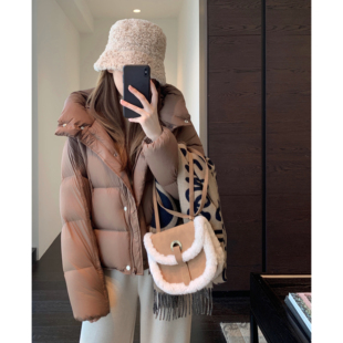 羽绒服女2025新秋冬 时髦泡芙～三星90白鸭绒厚实连帽短款 AMR