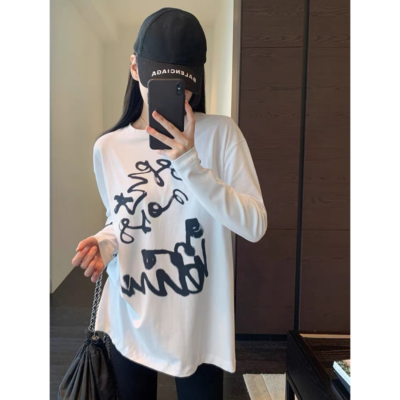 AMR UU◆慵懒范～时髦涂鸦字母印花长袖T恤打底衫女防晒衣秋冬新