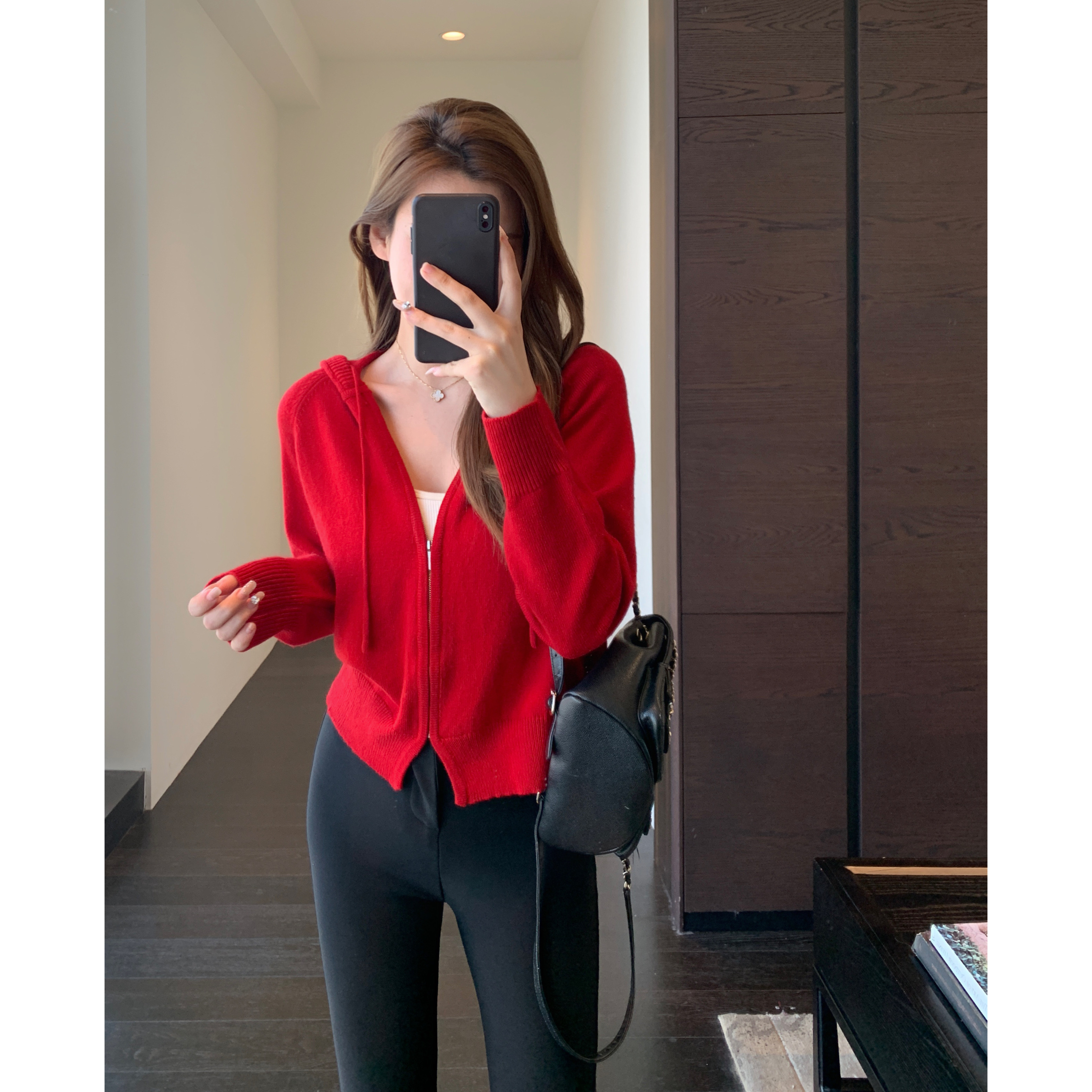 AMR UU◆氛围感 显白减龄红色连帽拉链毛衣针织开衫女外套2026新,女装/女士精品,毛针织衫,淘宝优惠券,粉丝福利购,淘宝优惠卷