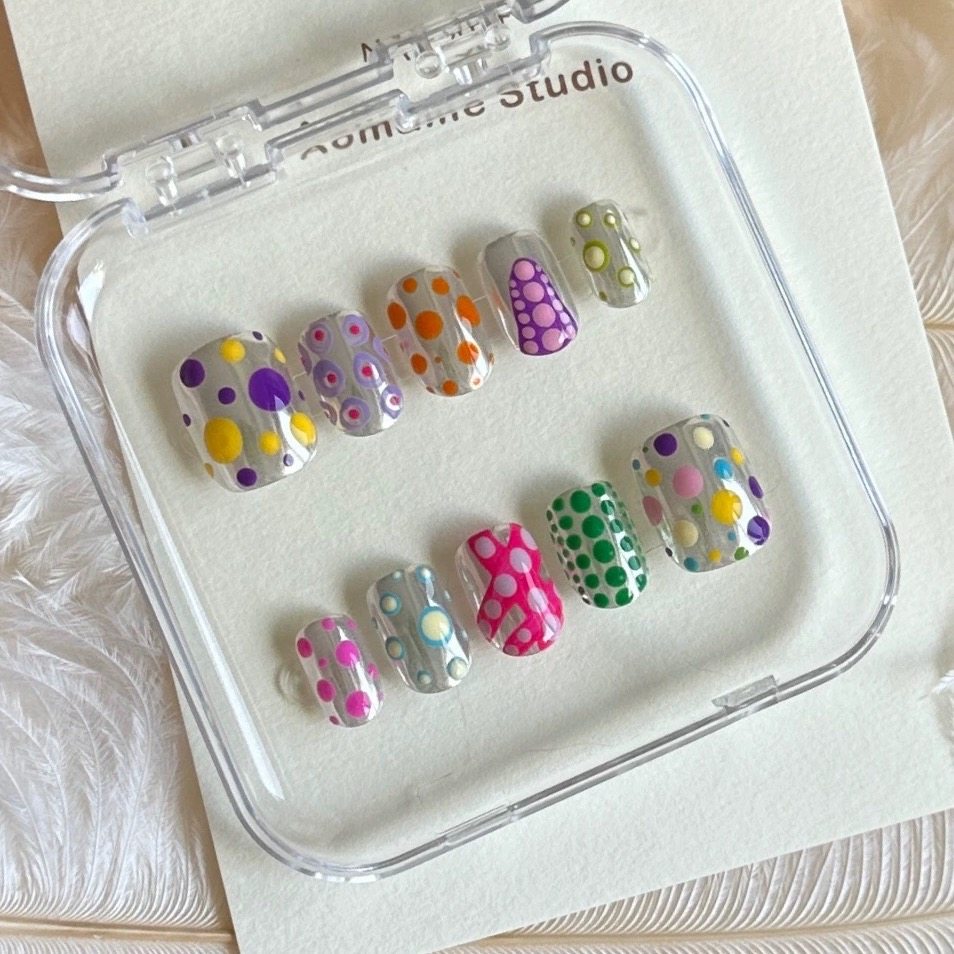 Aomame Nail  草间弥生3.0手绘纯手工定制美甲穿戴甲成品甲片贴片,彩妆/香水/美妆工具,穿戴甲/甲片,淘宝优惠券,粉丝福利购,淘宝优惠卷