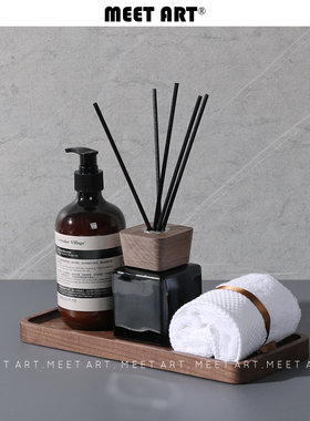 样板房卫生间卫浴摆件