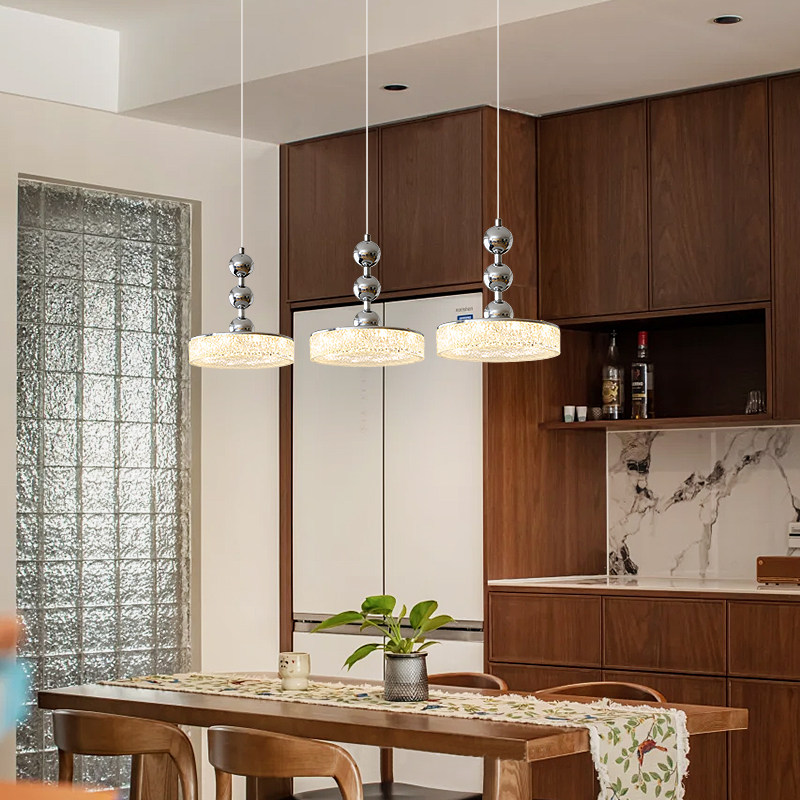 法式复古餐厅吊灯LED飞碟灯树脂灯罩铁艺中古风过道吧台护眼主灯