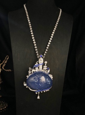 时尚轻奢蓝色星空坠城堡设计镶嵌满钻胸针项链两用中古别针毛衣链