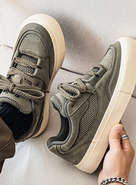 小众港风面包鞋2025秋新款复古板鞋透气学生运动板鞋痞帅绿色男鞋