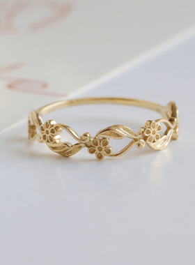 腊梅。西洋植物藤蔓花朵复古戒指9K金不褪色宽指环叠搭轻奢珠宝。