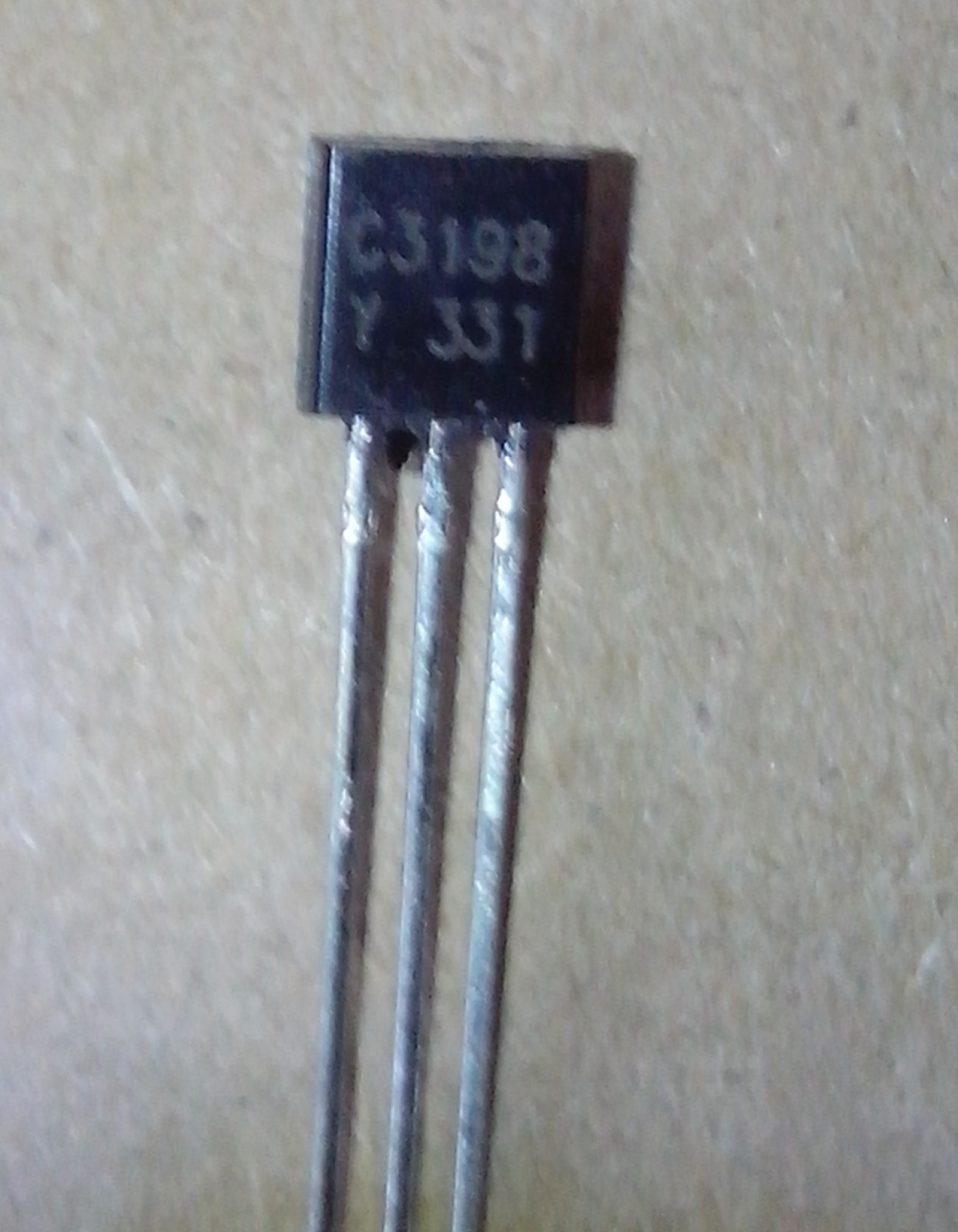 全新原装 2SC3198 C3198Y 小功率三极管 NPN 封装TO92 质量保证