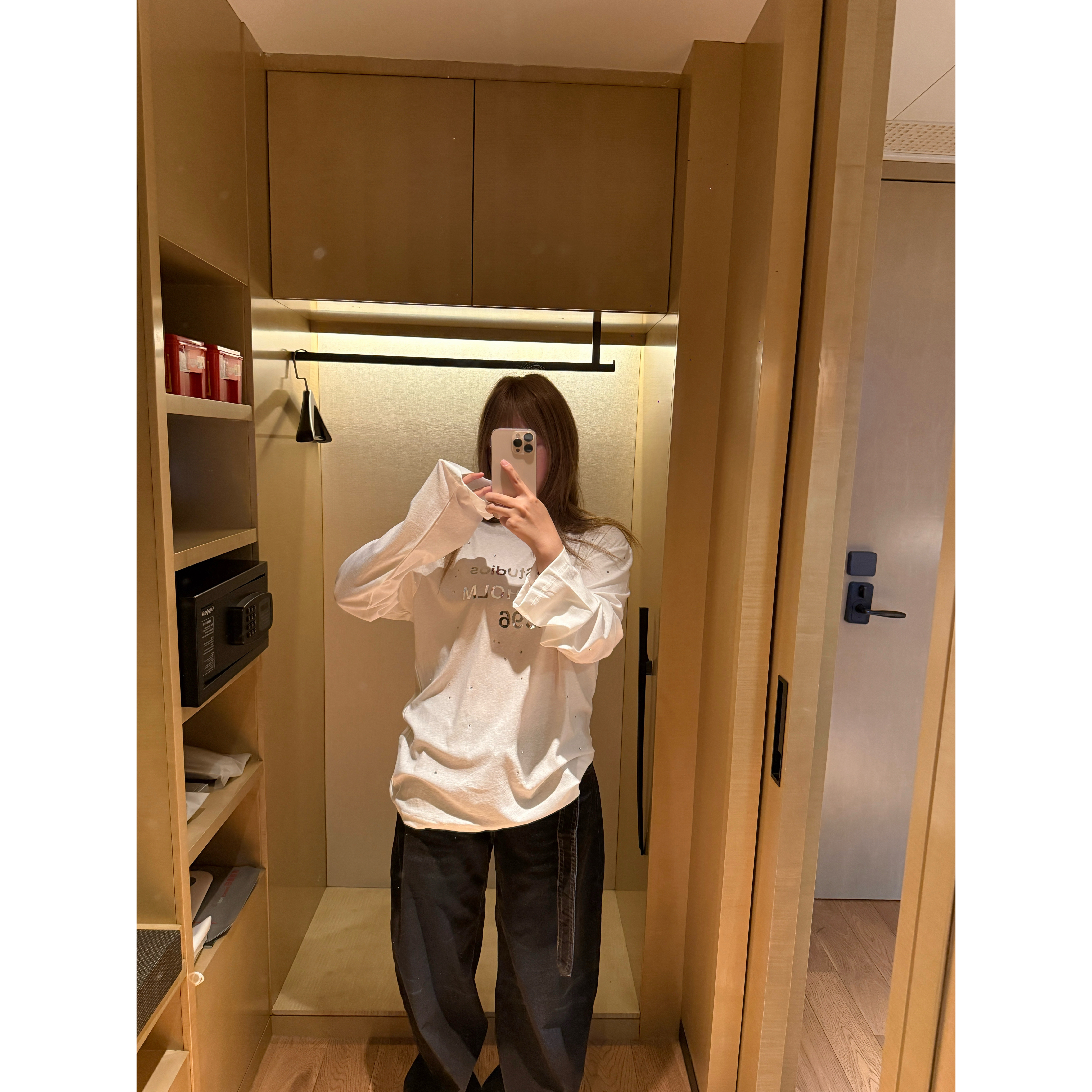 wann 满天星烫钻银色烫金印花100棉亲肤透气宽松长袖圆领打底T恤