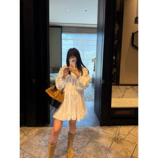 wann现货【特价7折】仙仙镂空刺绣长袖连衣裙两件套