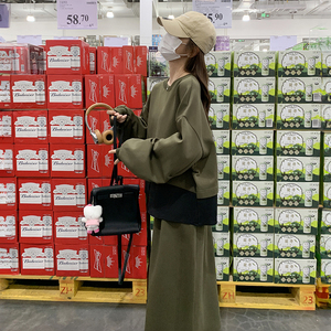 韩系休闲松弛感军绿色卫衣套装女2025春秋独特漂亮半身裙两件套图片