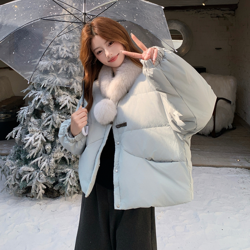 【现货】ZB168-H359款盘扣带真毛围脖50羽绒服P255控388，女装羽绒服，浙宝168