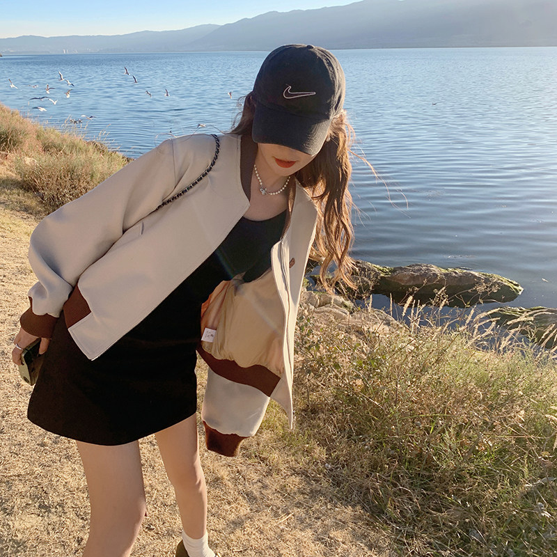 美式复古白色棒球服短外套女2023春季新款韩版小个子炸街洋气上衣,女装短外套,浙宝168