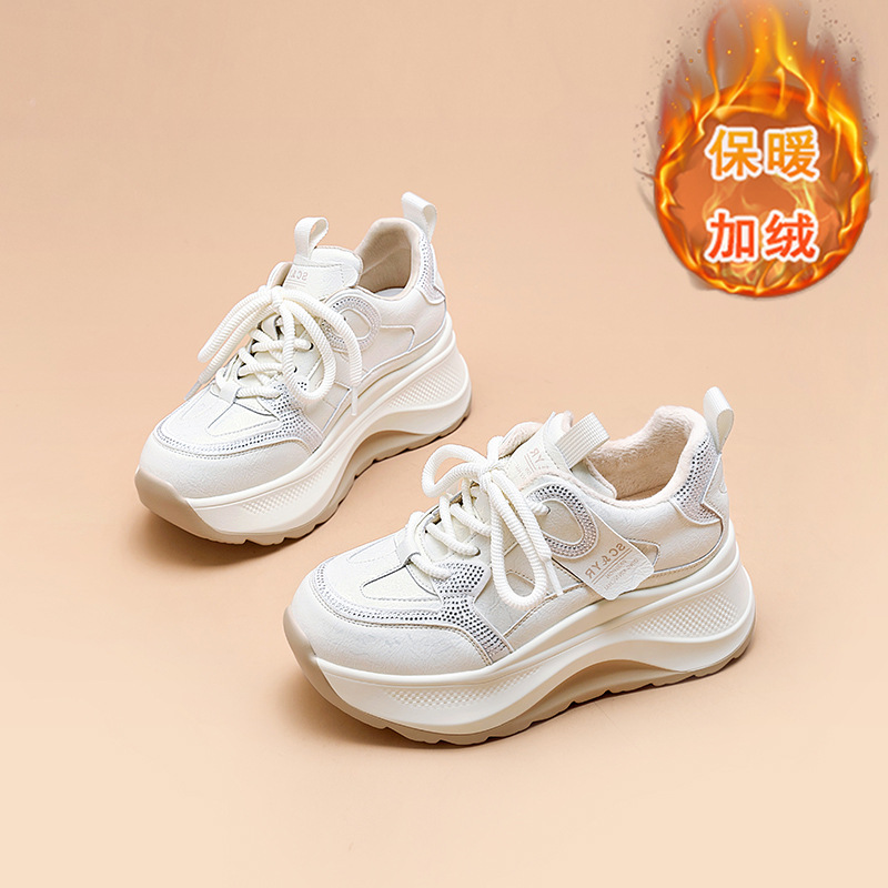 7厘米内增高厚底小白鞋女2025秋季超火百搭松糕休闲运动鞋老爹鞋