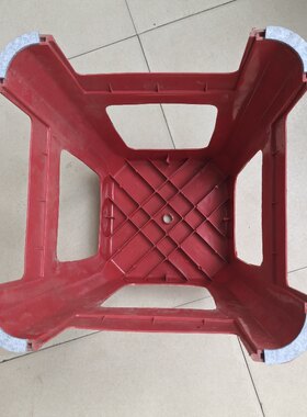 塑料静音防滑耐磨胶凳保护地板