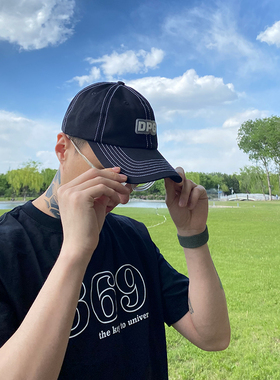 现货DPG胶皮LOGO缝线明线黑色棒球帽可调节弯檐帽vibe鸭舌帽情侣