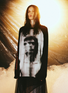 PLEASURES SELF PORTRAIT摄影师Mapplethorpe联名人像印花长袖T恤